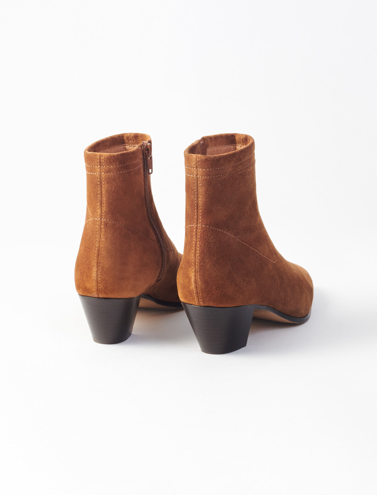 mfa chelsea boots