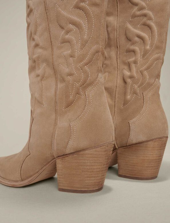 Embroidered leather cowboy boots : Booties & Boots color Beige