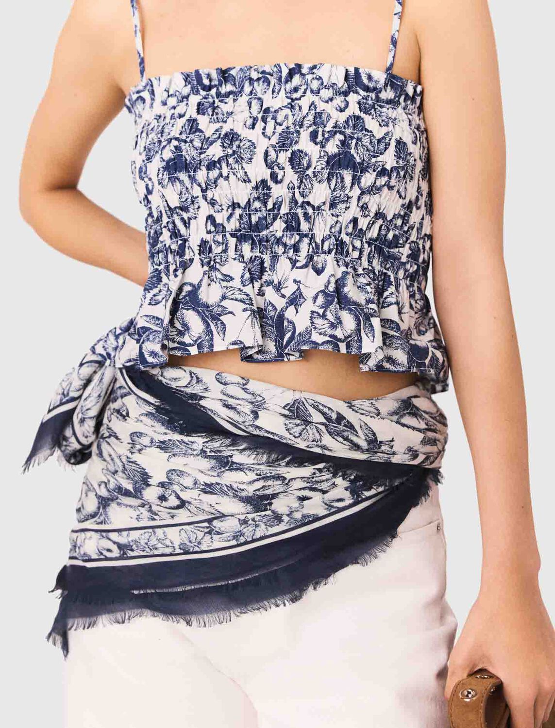 maje : Tops color Blue fruits print