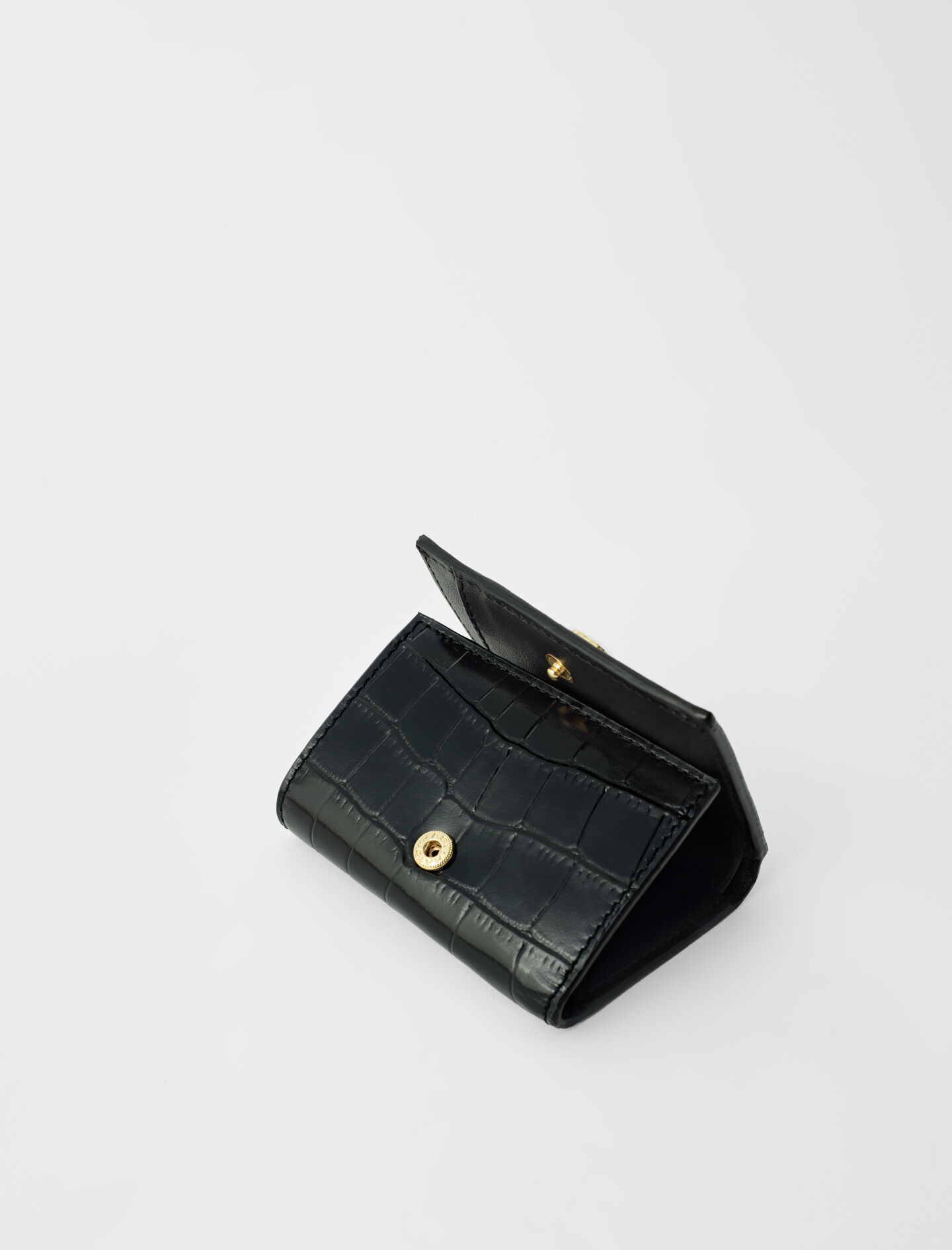 small leather purse