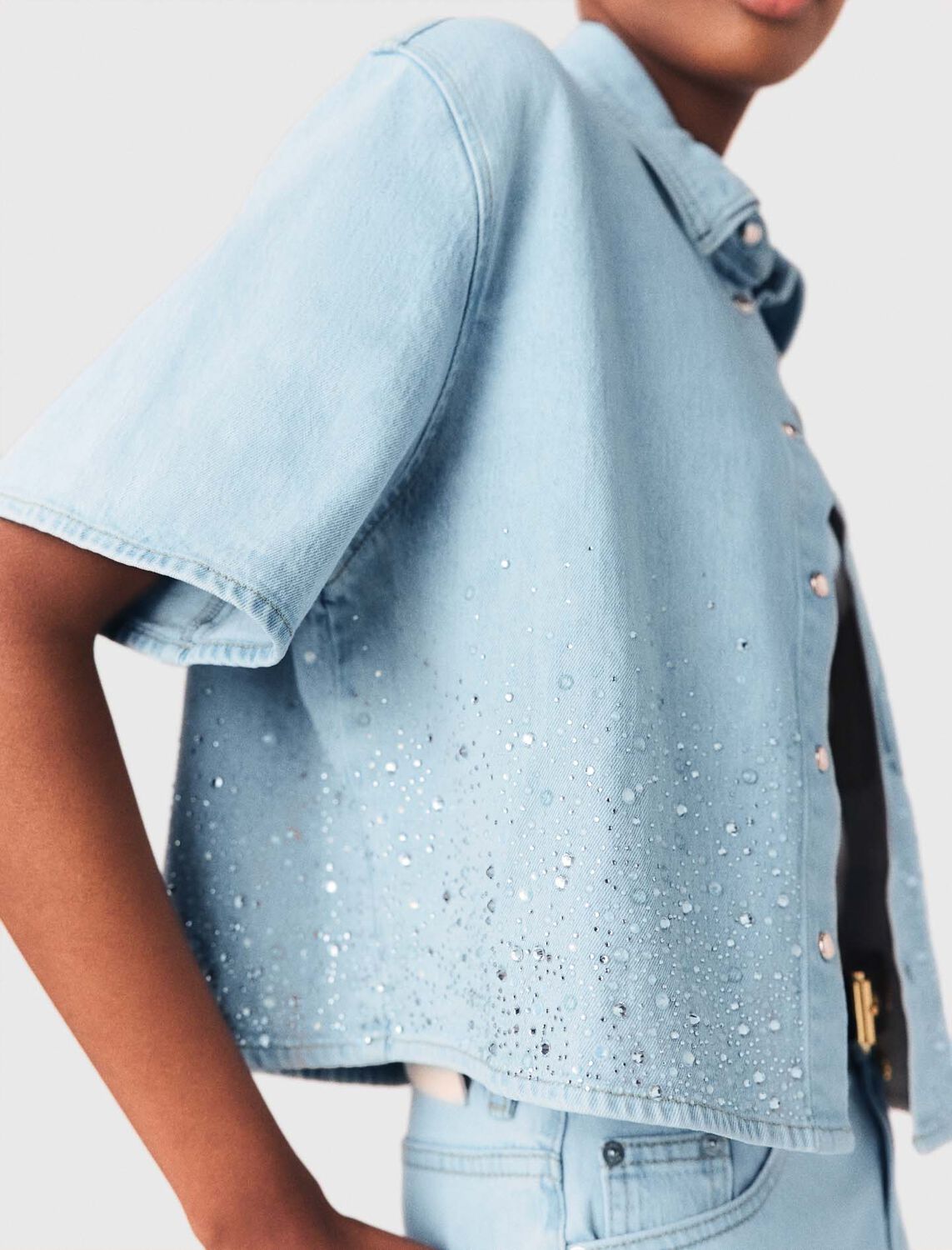 Cropped rhinestone denim shirt : Shirts color Blue Sky