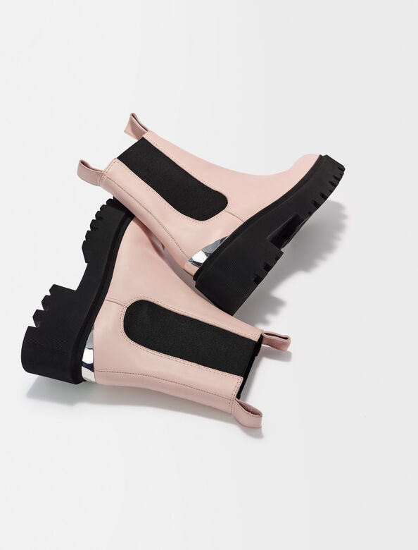 Chelsea boots with platform sole : Booties & Boots color Ecru