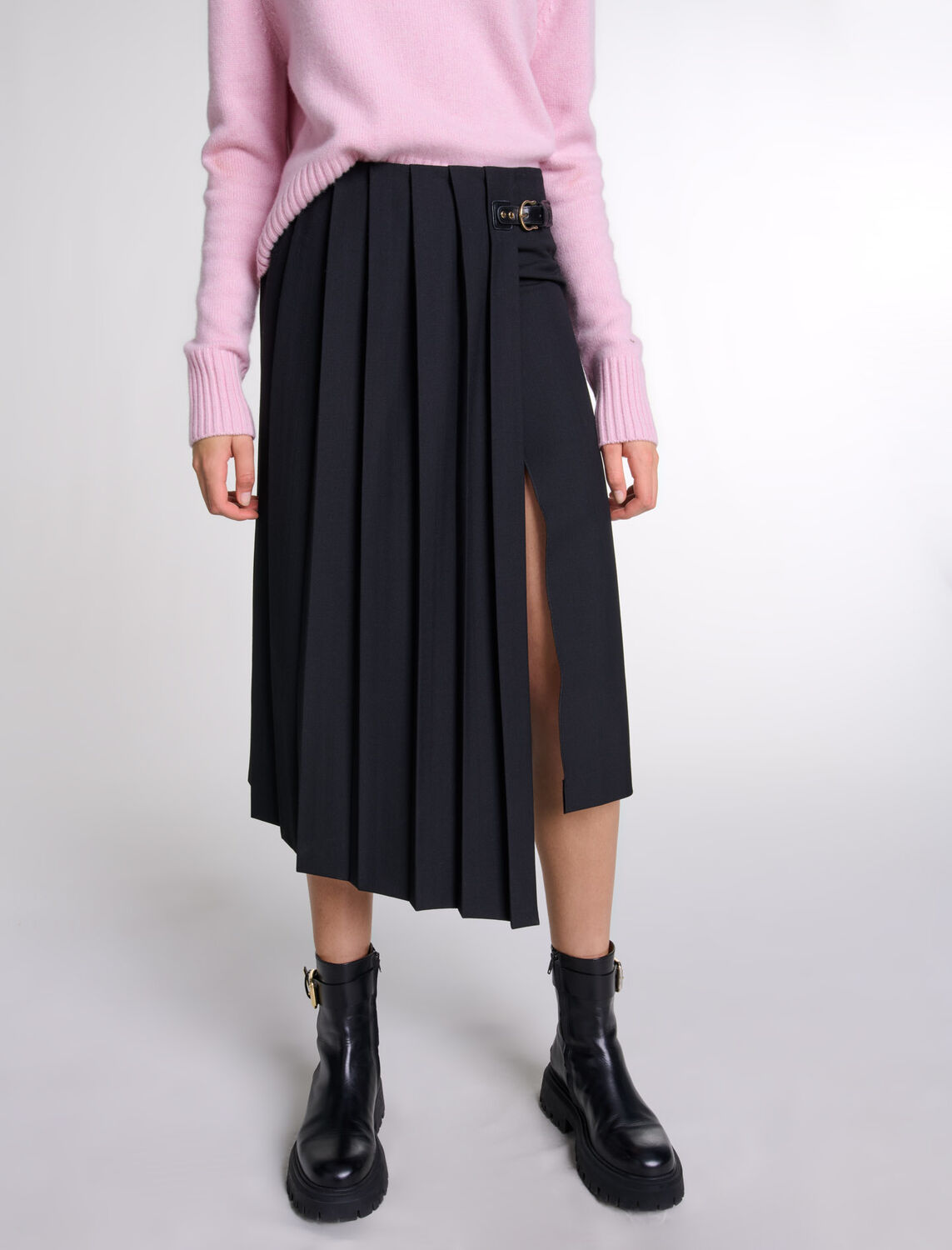 Asymmetrical long pleated skirt : Fall-Winter Collection color 