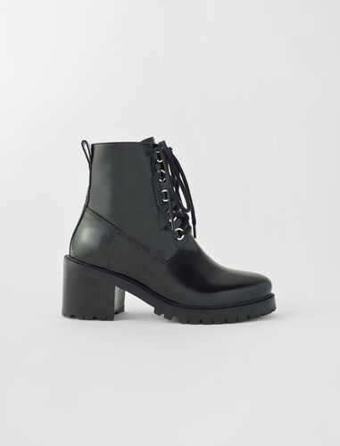Black leather heeled boots : Shoes color 