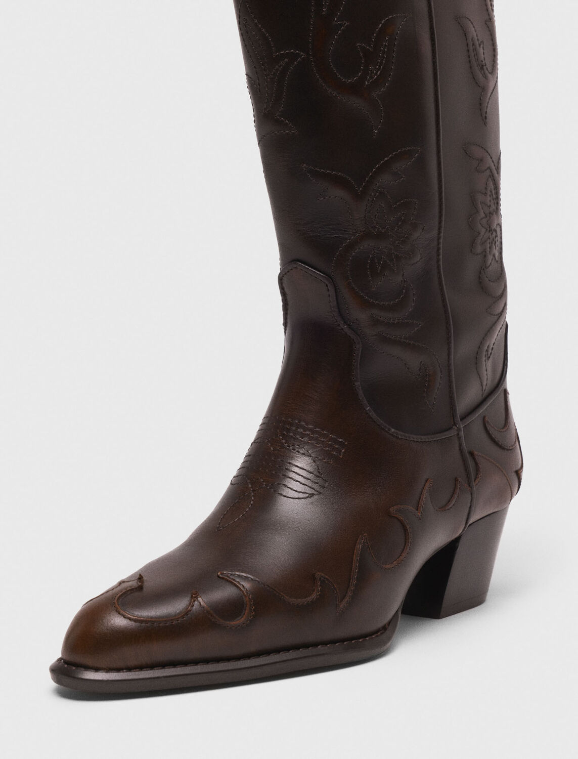 Leather cowboy boots : Booties & Boots color brown