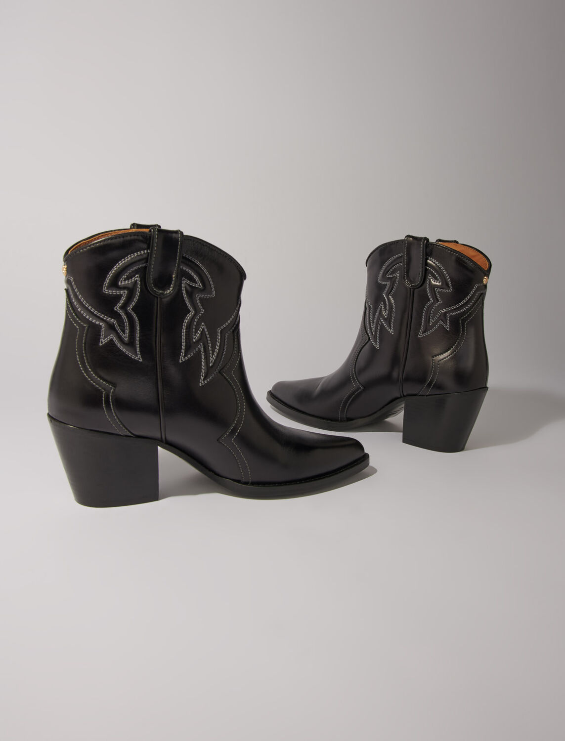 Leather cowboy ankle boots : Fall-Winter Collection color 