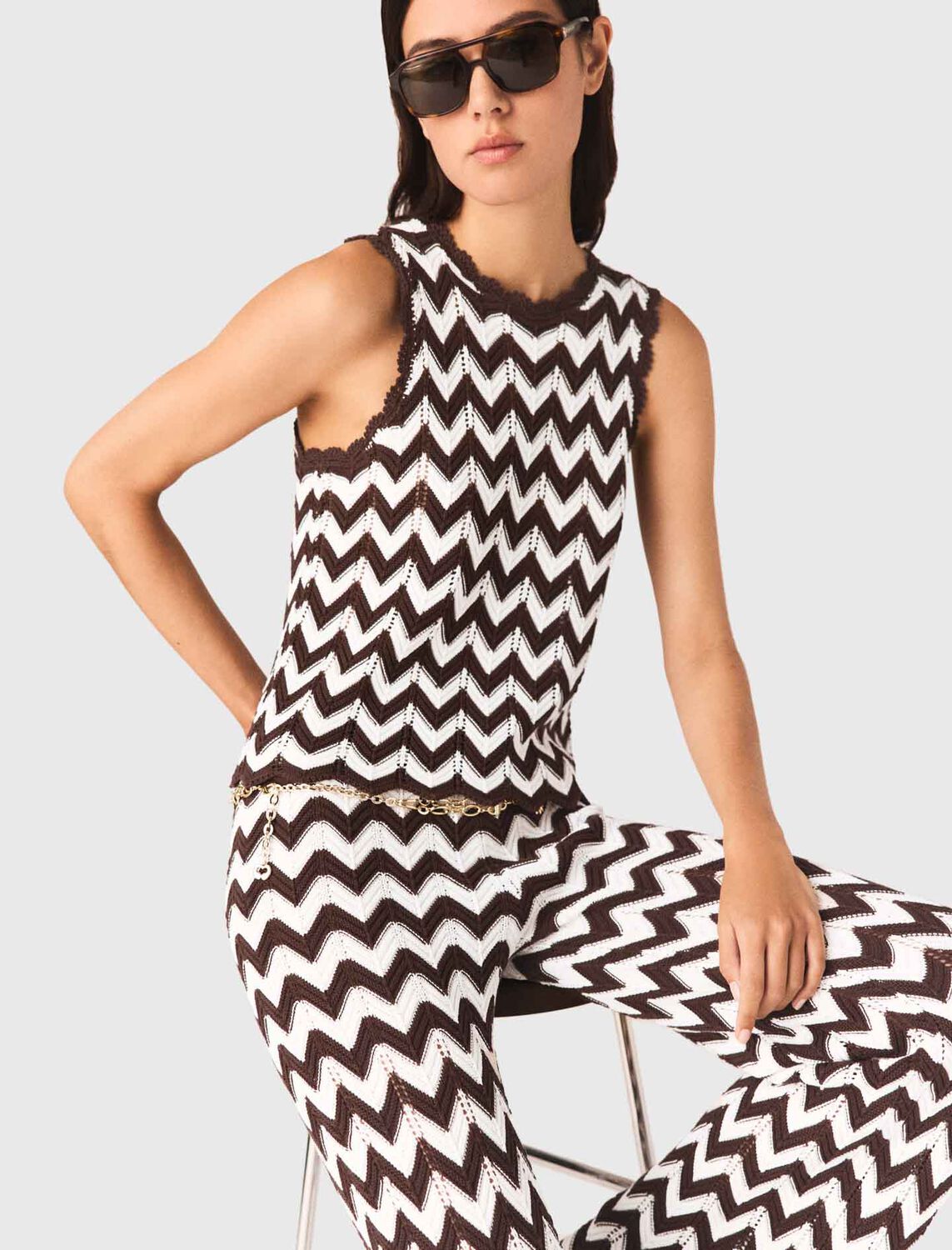 Zigzag crochet top : Tops color Brown/White