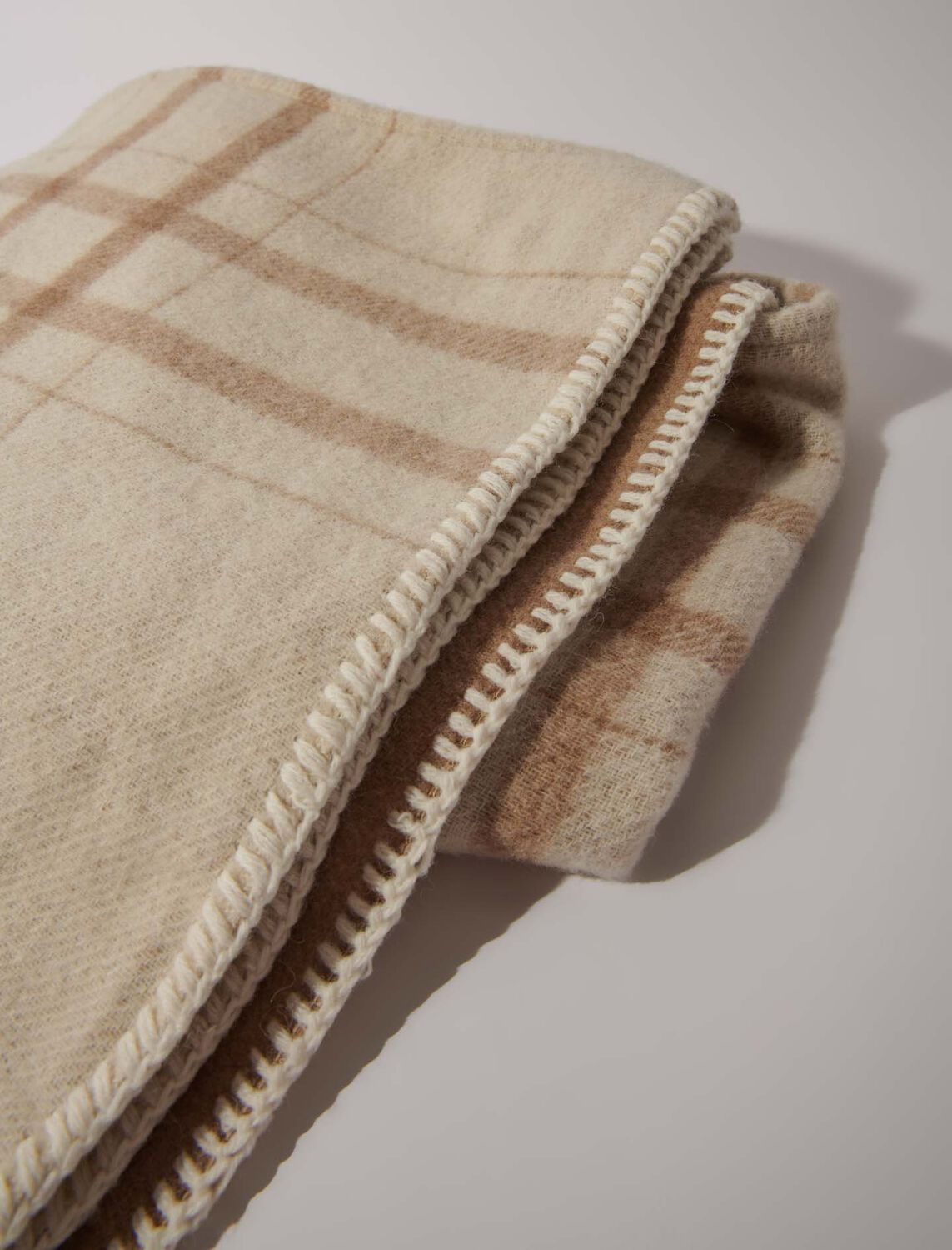 Reversible cape - Fall-Winter Collection - MAJE