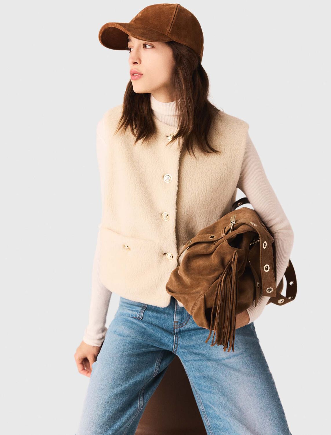 Short sleeveless puffer jacket : Coats color 