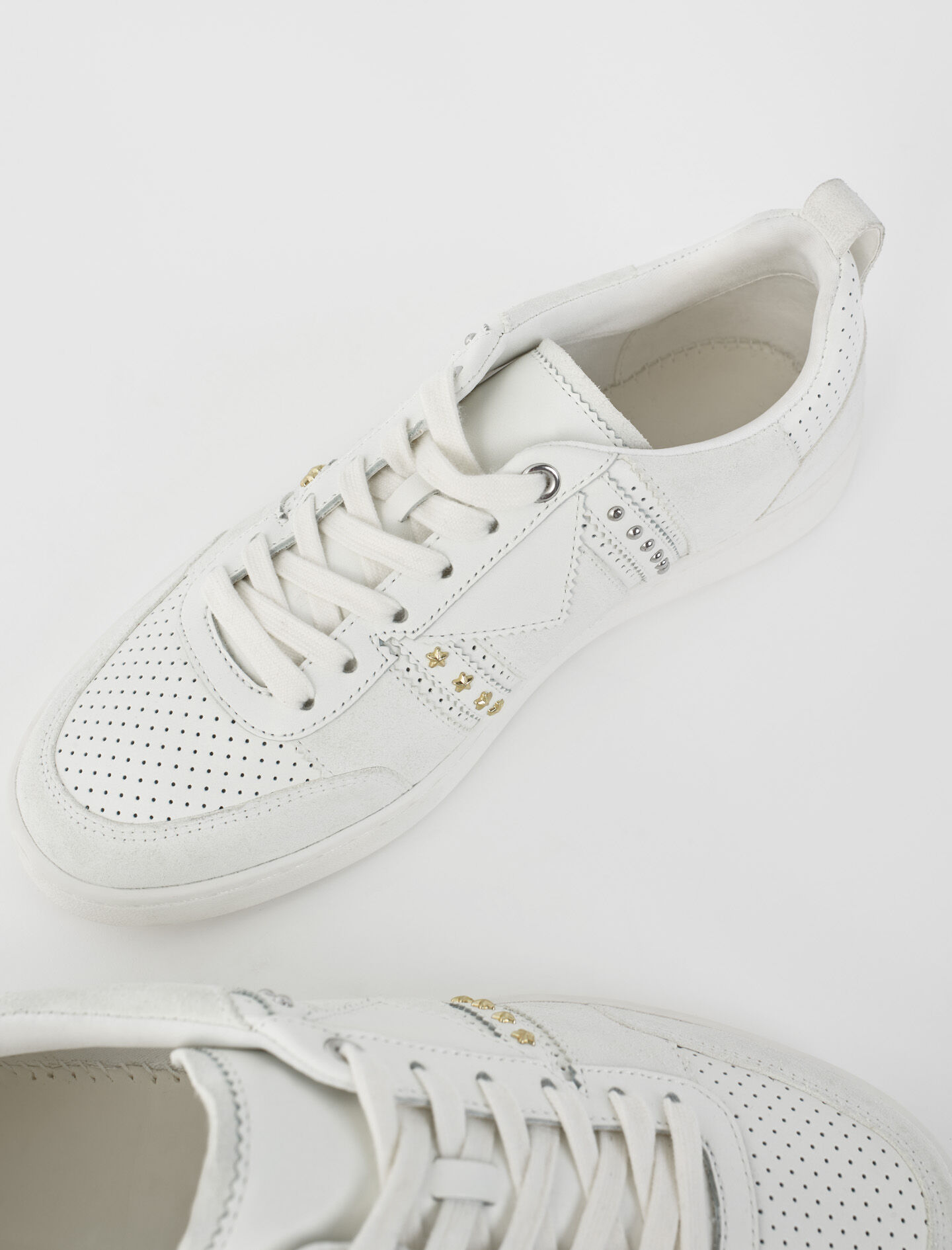 Mfa top white sneakers