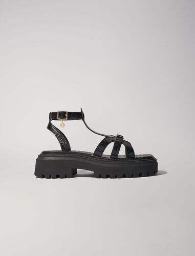 Flat sandals with tread : Fall-Winter Collection color 