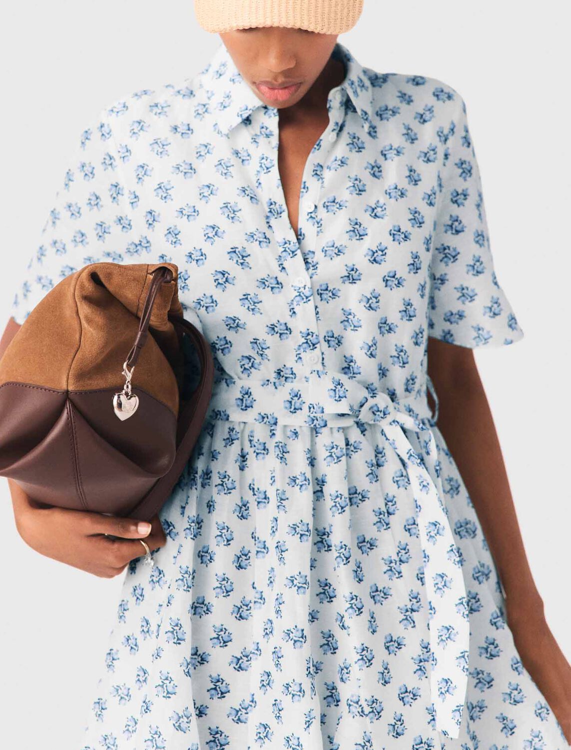 Short patterned linen-blend dress : Dresses color Blue Small Flowers Print