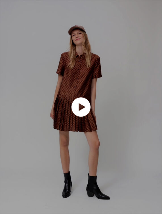 Shirt dress in printed, pleated satin - Dresses - MAJE