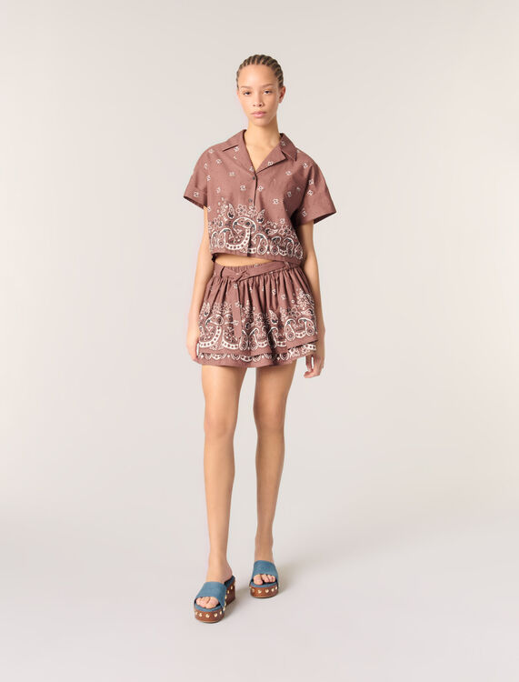 Patterned rhinestone cropped shirt : Shirts color Brown bandana print