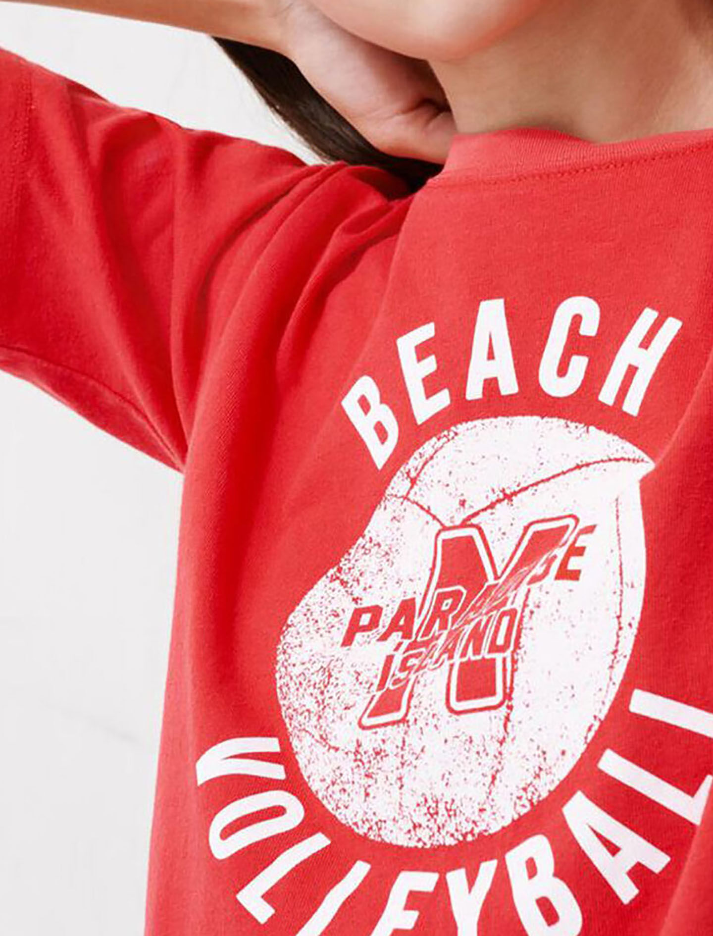 red t shirt