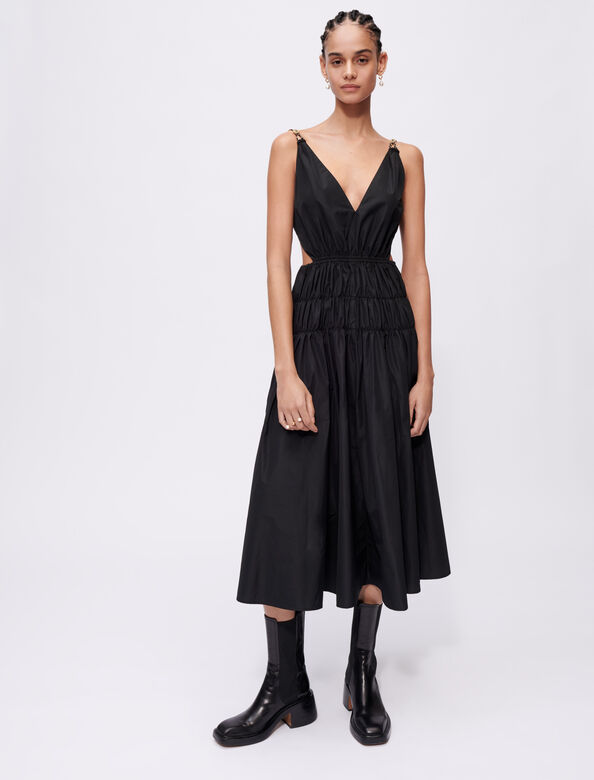 镂空V领修身连衣裙 : Dresses 顏色 黑色/BLACK
