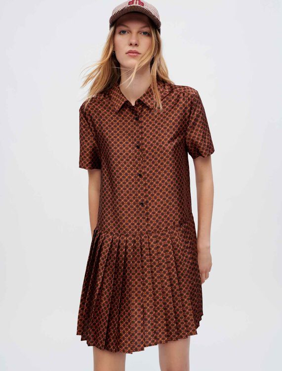 Shirt dress in printed, pleated satin - Dresses - MAJE