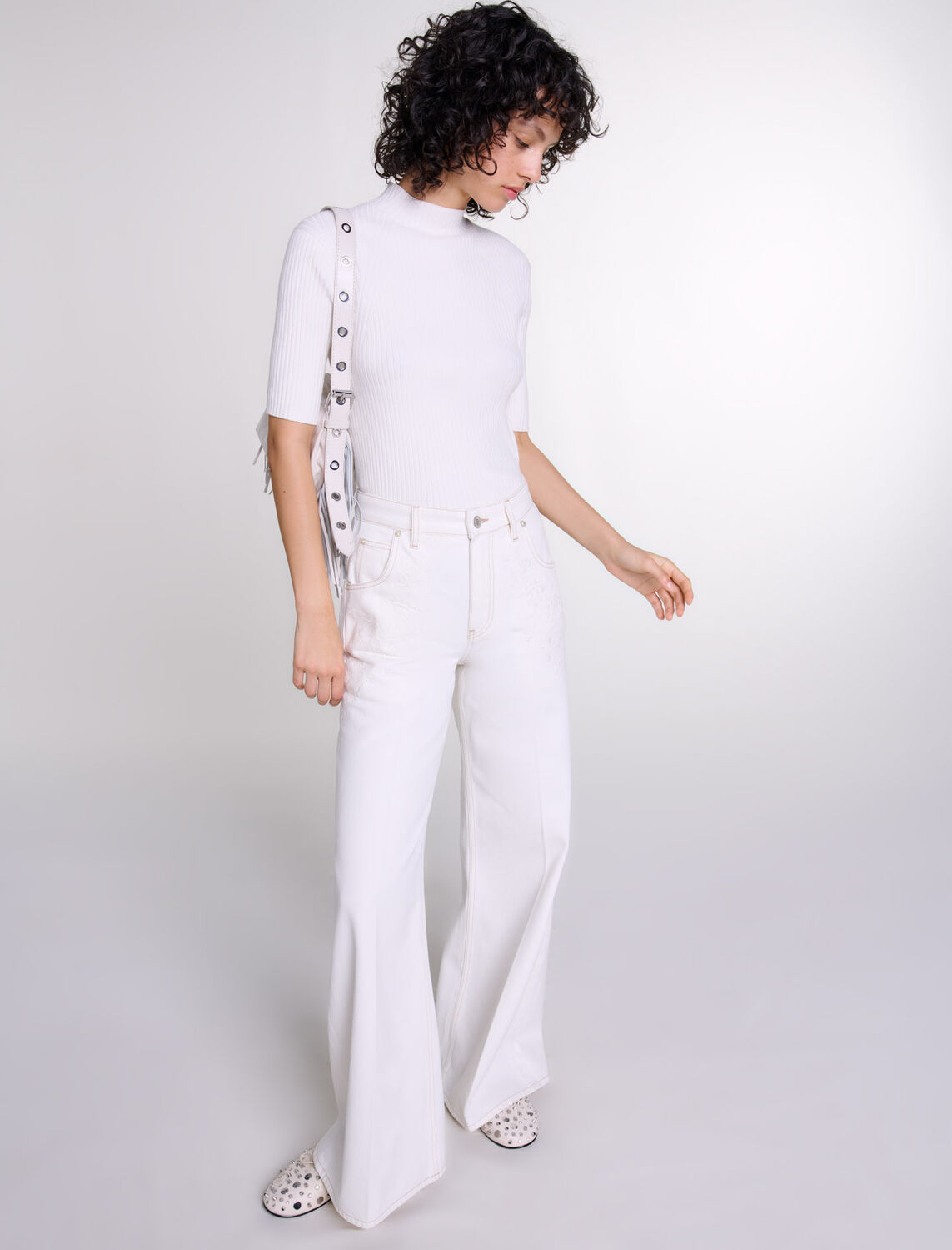 Embroidered high-waisted jeans : Qixi Collection color 