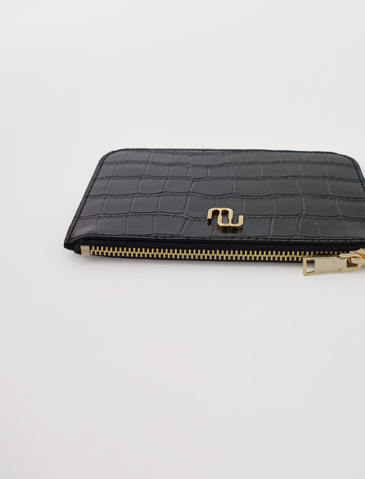 zip up purse