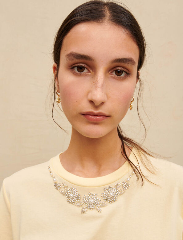 Cotton T-shirt with jewel collar : View All color Yellow