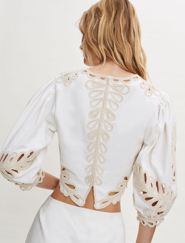 Fully embroidered top : Tops color 